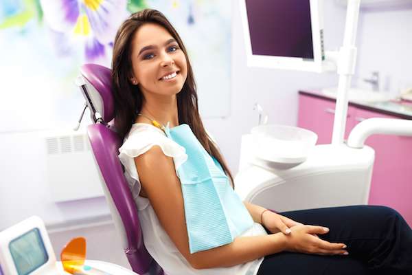 When Will Bleeding After a Tooth Extraction Stop from Elite Dental & Aesthetics in Plantation, FL